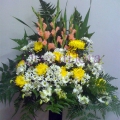 QF0848-funeral wreath flowers
