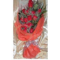 QF1195-red roses long hand bouquet